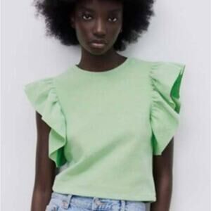 ZARA Green Ruffle Knit Top Size Medium NWT